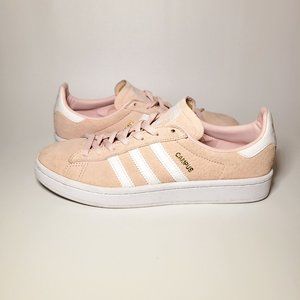Adidas Campus Sneakers in Pink Suede